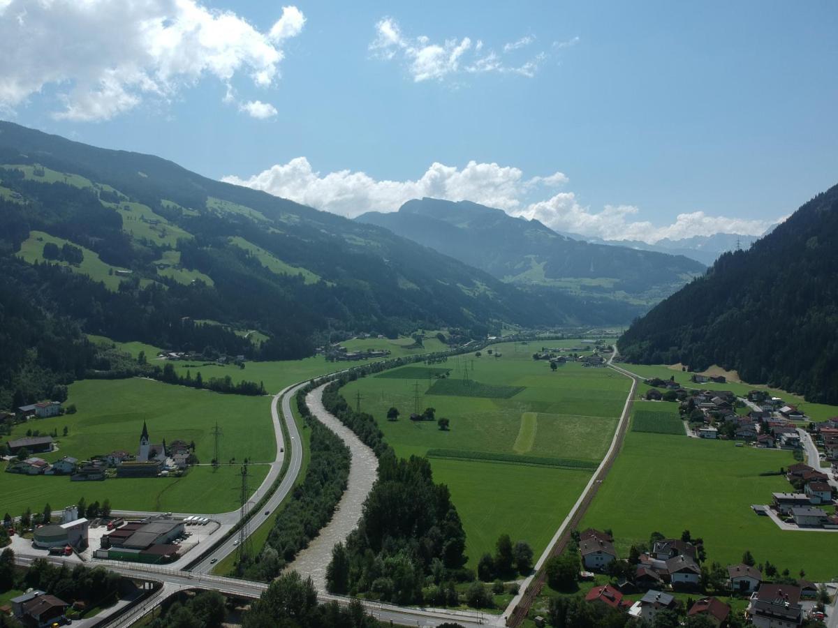 Gasthof Zum Loewen Aschau Im Zillertal المظهر الخارجي الصورة