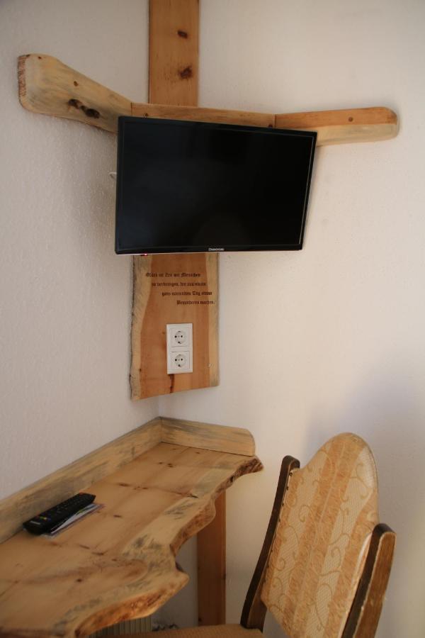 Gasthof Zum Loewen Aschau Im Zillertal المظهر الخارجي الصورة