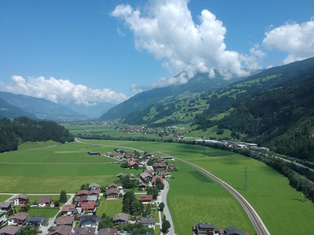 Gasthof Zum Loewen Aschau Im Zillertal المظهر الخارجي الصورة