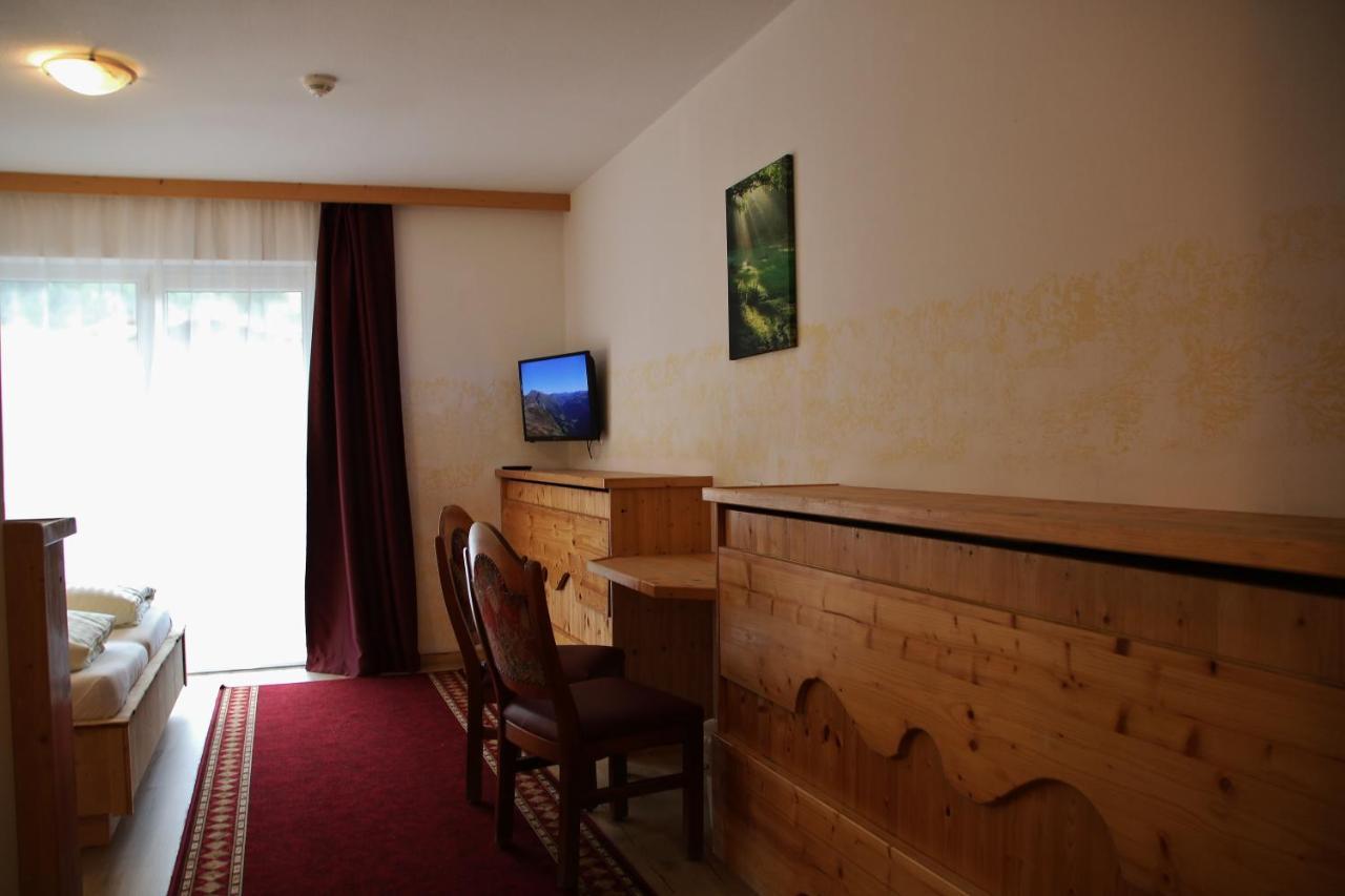 Gasthof Zum Loewen Aschau Im Zillertal المظهر الخارجي الصورة